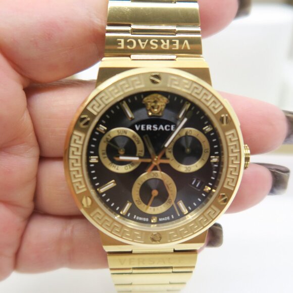 Versace VEZ900421 Greca Logo Chrono 43mm., Gold, Bracelet New Watch for Men. - Picture 3 of 9